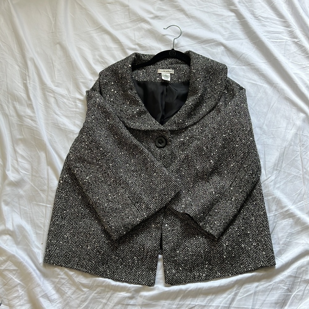 Laura Ashley Blazer w/ 3/4 Sleeve - Picture 6 of 7